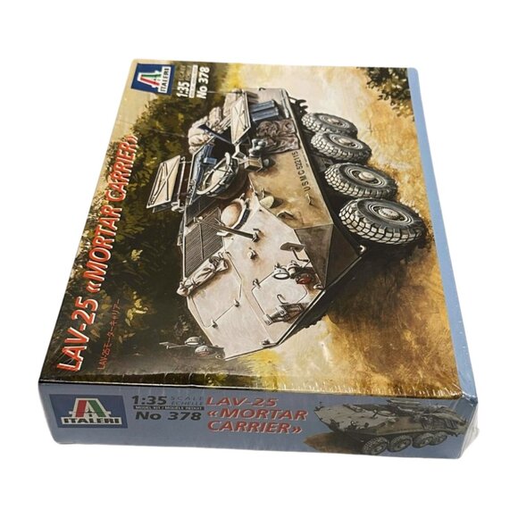 Italeri LAV-25 Mortar Carrier US Army Model Kit 1:35 No 378 - Picture 4 of 10